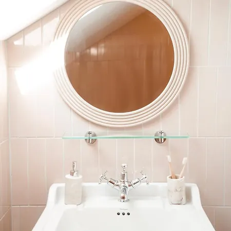 Riverside And Hébergement de vacances