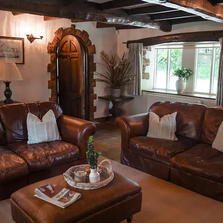 Riverside And Feriehus